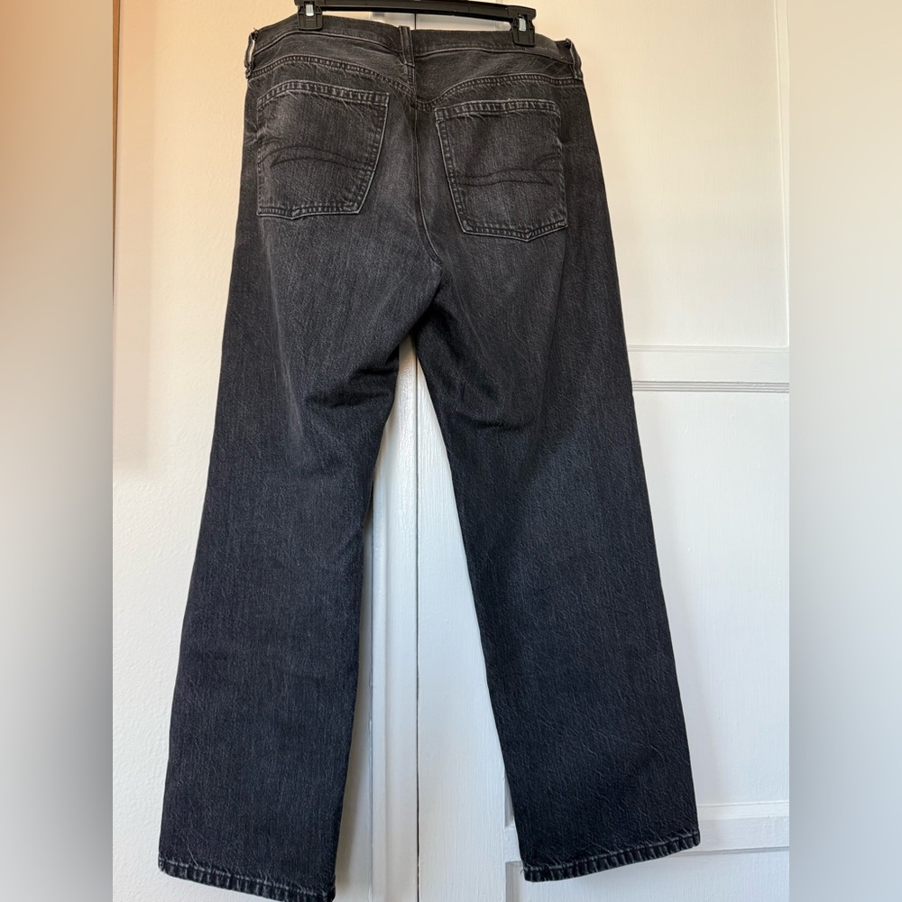 American Eagle Low Rise Ex-Boyfriend Women's Black Denim Jeans Size 8 - Picture 5 of 5